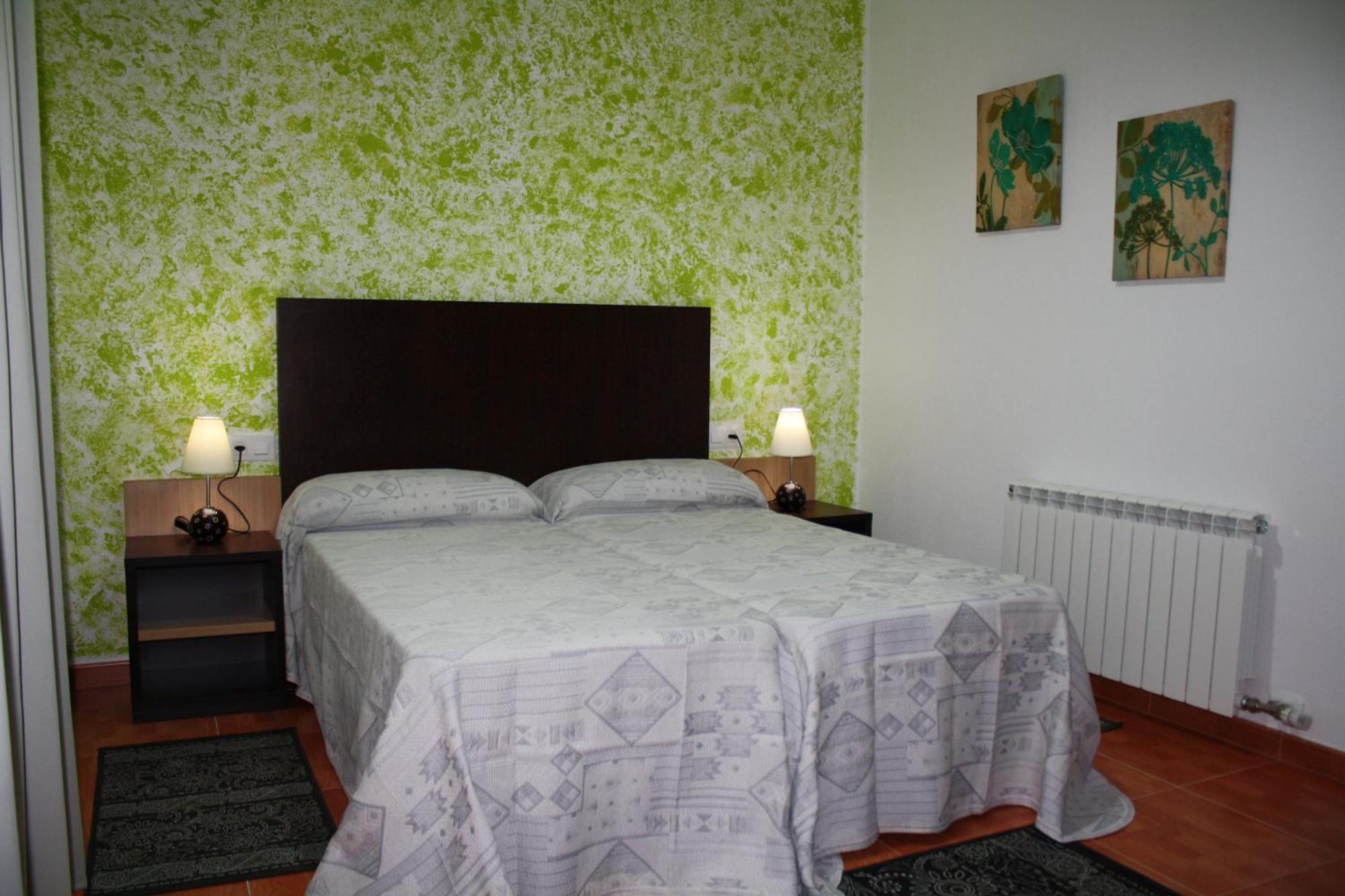 Aparthotel Can Gallart Santa Coloma De Farners Exteriör bild
