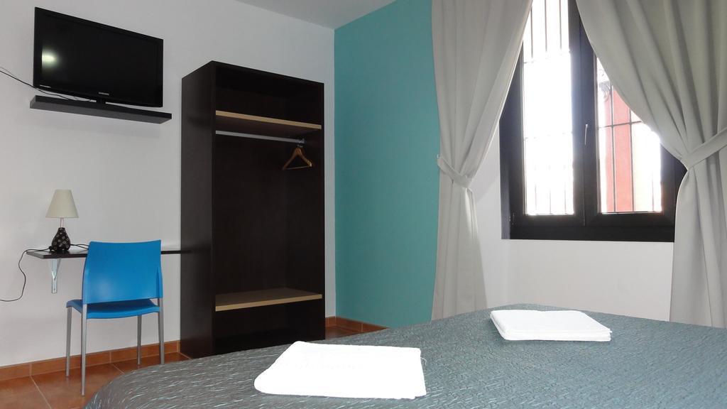 Aparthotel Can Gallart Santa Coloma De Farners Exteriör bild