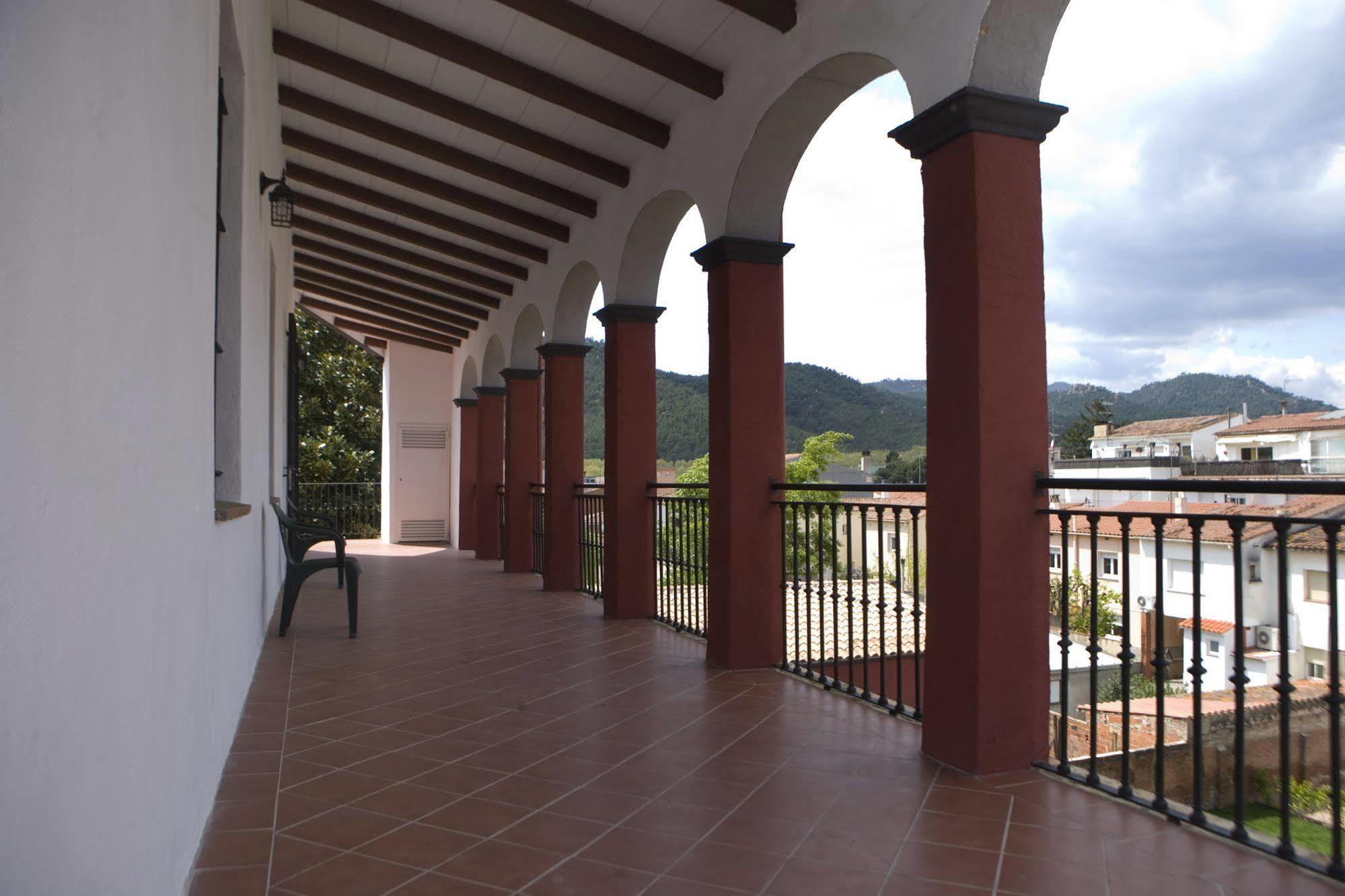 Aparthotel Can Gallart Santa Coloma De Farners Exteriör bild