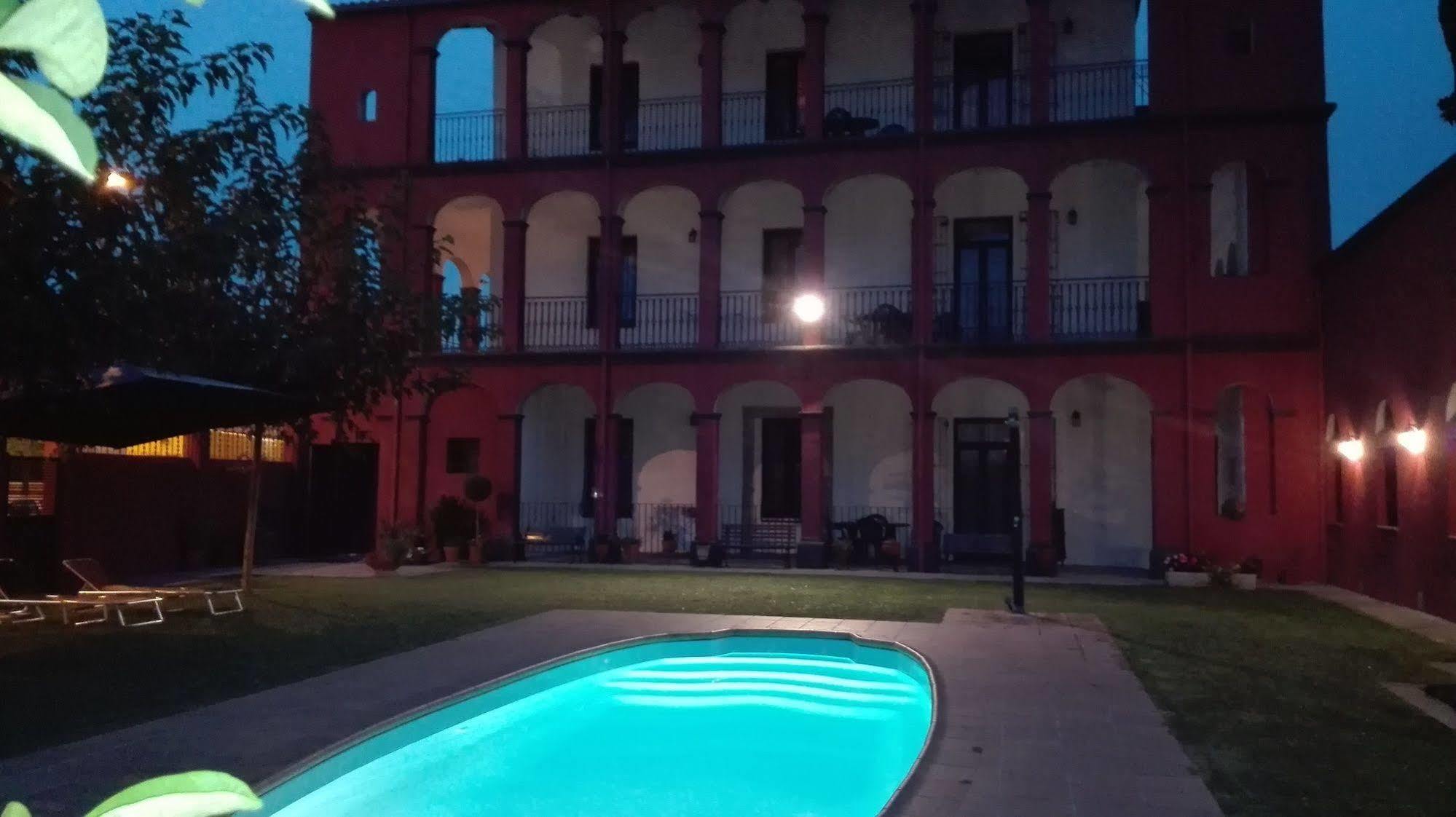 Aparthotel Can Gallart Santa Coloma De Farners Exteriör bild